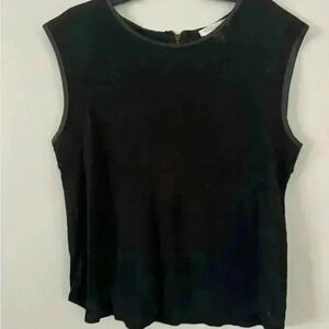 🔥2/30$🔥Forever  21 black top with faux leather detailing